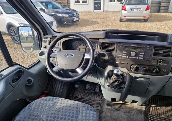 Ford Transit cena 19900 przebieg: 365000, rok produkcji 2011 z Szadek małe 172